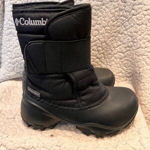Columbia Black Kids Boots